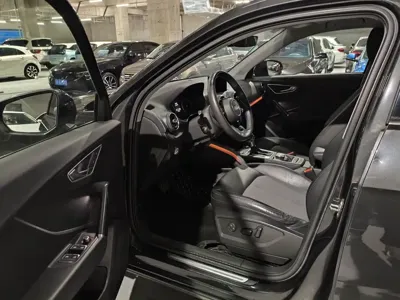 Audi Q2L 2020, 71000 км, за 10004.51 USD