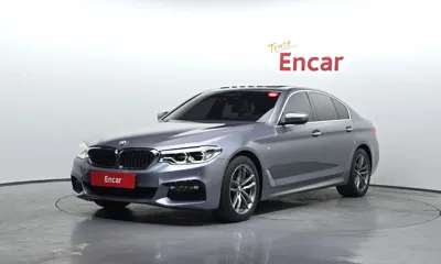 BMW 5-Series · 2018 год
