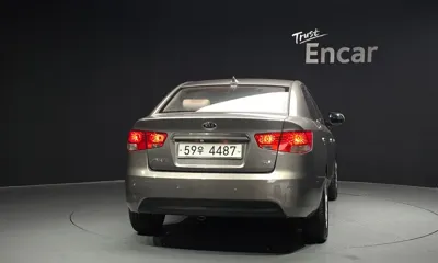 Kia Porte 2009, 97723 км, за 1553.66 USD
