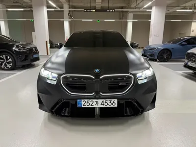 BMW M5 2026, 5010 км, за 120782.46 USD