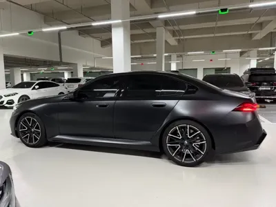 BMW M5 2026, 5010 км, за 119869.77 USD - фото 7