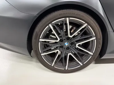 BMW M5 2026, 5010 км, за 119869.77 USD - фото 10