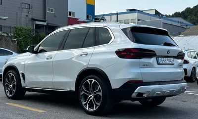 BMW X5 2025, 4141 км, за 63749.4 USD