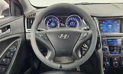 Hyundai Sonata 2014, 120802 км, за 3452.77 USD - фото 13