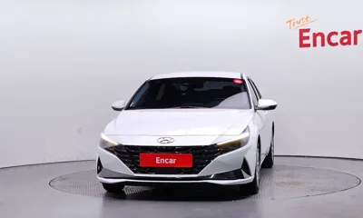 Hyundai Avante 2022, 77005 км, за 9321.26 USD