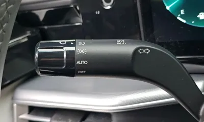 Hyundai Grandeur 2023, 35251 км, за 19841.29 USD - фото 31