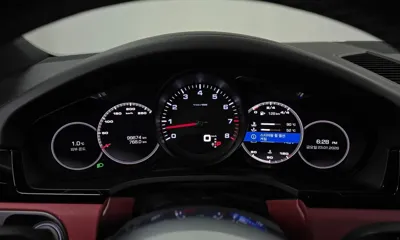 Porsche Cayenne 2019, 99674 км, за 35877.1 USD - фото 8