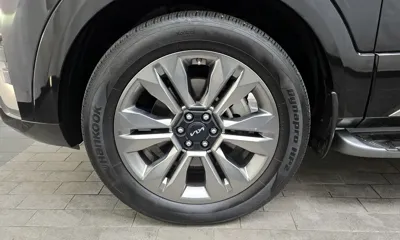 Kia Mohave 2023, 68800 км, за 24777 USD