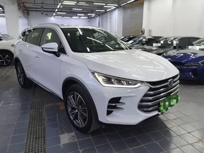 BYD Tang New Energy 2018, 50700 км, за 11910 USD - фото 3