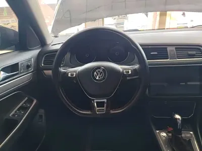 Volkswagen Lavida 2018, 135800 км, за 6018.13 USD - фото 11