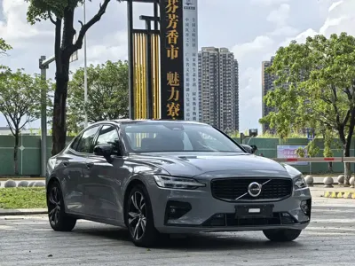 Volvo S60 2024, 25000 км, за 21661.68 USD - фото 6