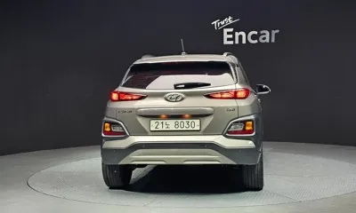 Hyundai Kona 2018, 82569 км, за 7615.89 USD