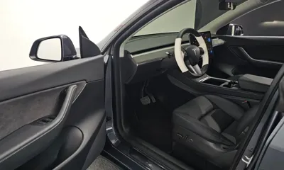 Tesla Model Y 2022, 52589 км, за 27241.7 USD - фото 11