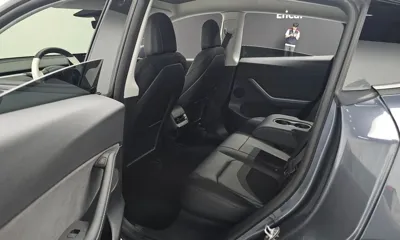 Tesla Model Y 2022, 52589 км, за 27241.7 USD - фото 12