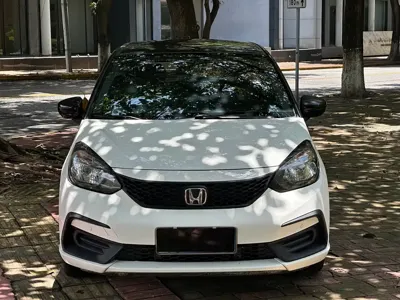 Honda Fit 2021, 30000 км, за 7042.87 USD
