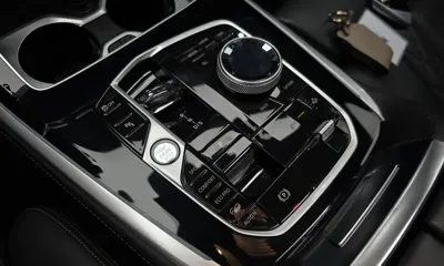 BMW X7 2024, 33759 км, за 72540.18 USD - фото 9