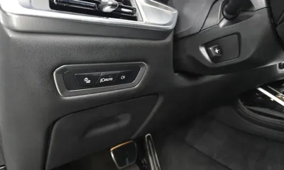 BMW X7 2024, 33759 км, за 72540.18 USD - фото 20