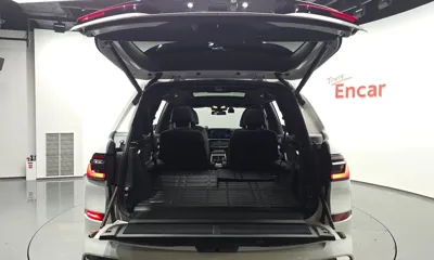 BMW X7 2024, 33759 км, за 72540.18 USD - фото 32