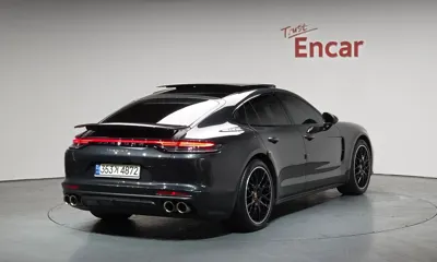 Porsche Panamera 2021, 53377 км, за 60916.37 USD