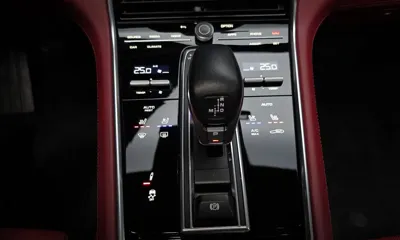 Porsche Panamera 2021, 53377 км, за 60916.37 USD - фото 9