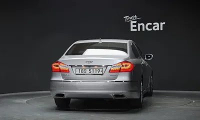 Hyundai Genesis 2012, 79916 км, за 4529.34 USD