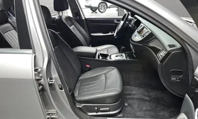 Hyundai Genesis 2012, 79916 км, за 4529.34 USD - фото 10