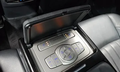Hyundai Genesis 2012, 79916 км, за 4529.34 USD - фото 19