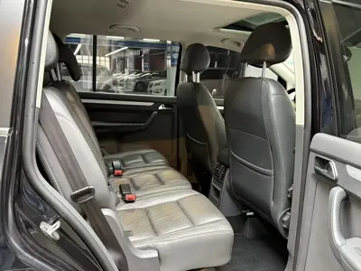 Volkswagen Touran 2013, 86000 км, за 3345.22 USD - фото 10