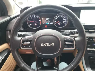 Kia Canival 2023, 87460 км, за 13781.44 USD