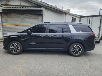 Kia Canival 2023, 87460 км, за 13781.44 USD