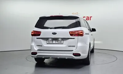 Kia Canival 2019, 58033 км, за 12299.68 USD