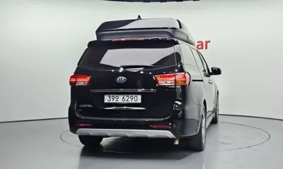 Kia Canival 2018, 143023 км, за 10305.89 USD