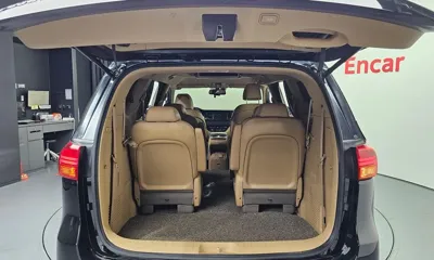 Kia Canival 2018, 143023 км, за 10305.89 USD - фото 29