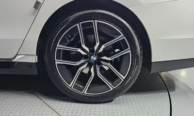 BMW 7-Series 2025, 20255 км, за 85265.79 USD