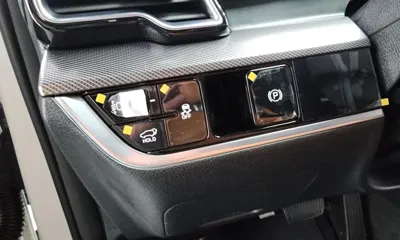 Kia Sportage 2023, 27293 км, за 17657.87 USD - фото 30
