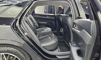 Kia K5 2020, 69028 км, за 10879.48 USD - фото 12