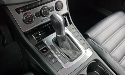 Volkswagen CC 2016, 106111 км, за 6440.29 USD - фото 9