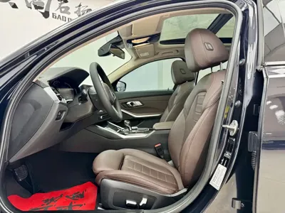 BMW 3 Series 2021, 70000 км, за 16988.59 USD
