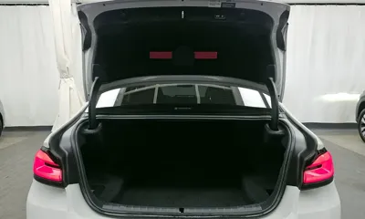 BMW 5-Series 2023, 34007 км, за 26891.31 USD - фото 20