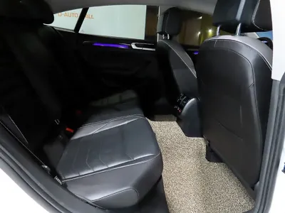 Volkswagen Arteon 2022, 45266 км, за 18786.97 USD - фото 9