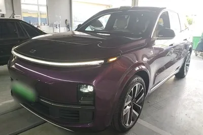 Li Auto L9 · 2022 год