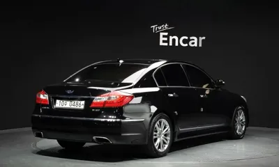 Hyundai Genesis 2012, 182182 км, за 3078.64 USD