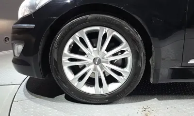 Hyundai Genesis 2012, 182182 км, за 3078.64 USD