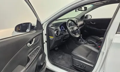 Hyundai Kona 2018, 76874 км, за 9668.87 USD - фото 10