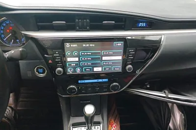 Toyota Corolla 2014, 37000 км, за 5941 USD - фото 13