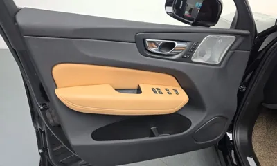Volvo XC60 2022, 41182 км, за 27766.84 USD - фото 24