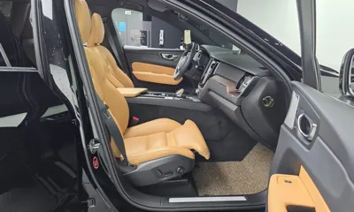 Volvo XC60 2022, 41182 км, за 27766.84 USD - фото 26