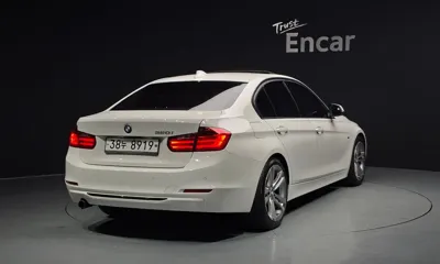 BMW 3-Series 2012, 127435 км, за 5080.94 USD