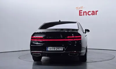 Genesis G90 2020, 112703 км, за 19079.24 USD