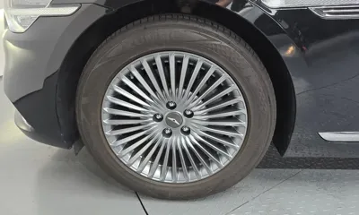 Genesis G90 2020, 112703 км, за 19079.24 USD